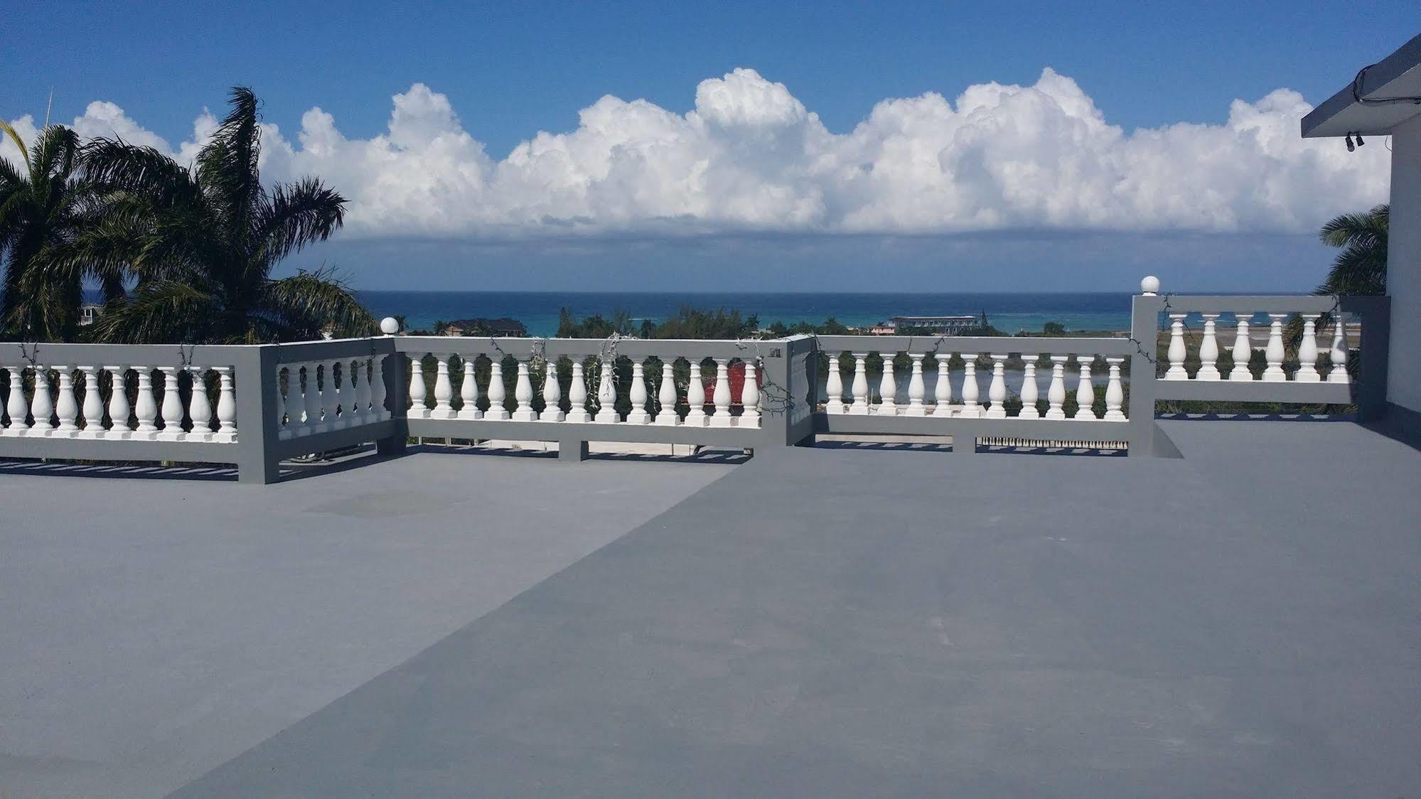 Palm View Guest House Montego Bay Exterior foto